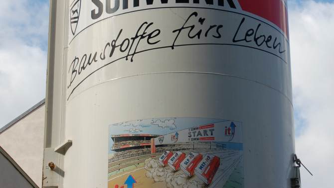 AuguststraÃ�e 68: Baustoffe fuers Leben