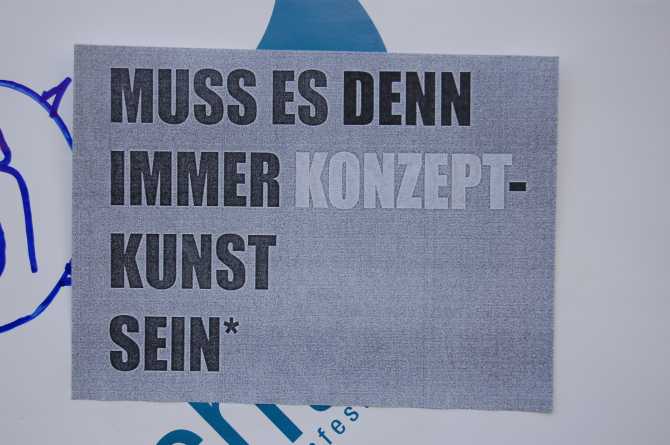 MUSS ES DENN IMMER KONZEPT-KUNST SEIN
