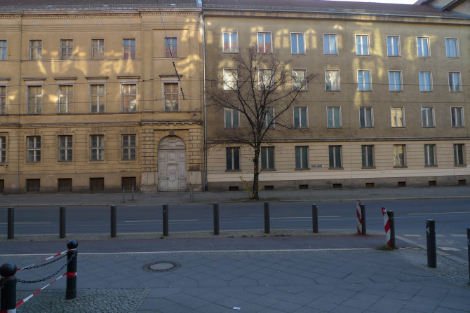 denkmal3.jpg