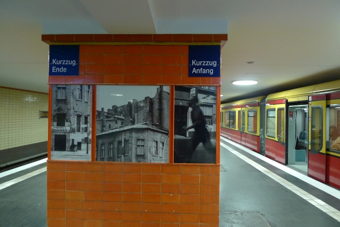 s-bahnhof_oranienburger_strasse3.jpg