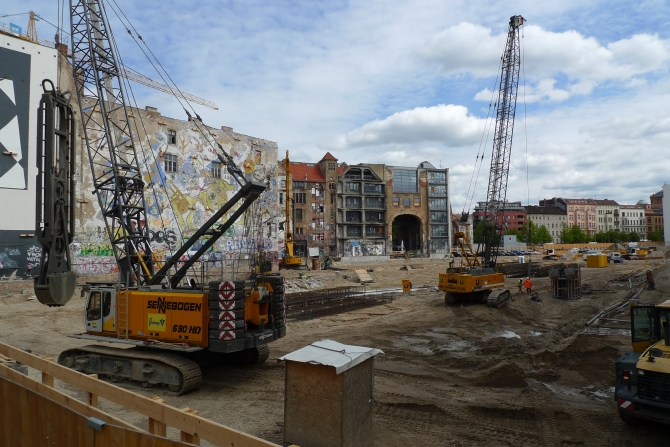areal_am_tacheles3.jpg