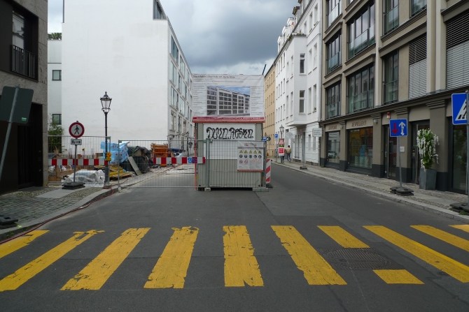 linienstrasse221_1.jpg