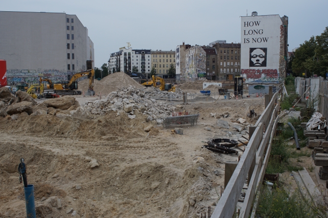Tacheles_6_18_00.jpg