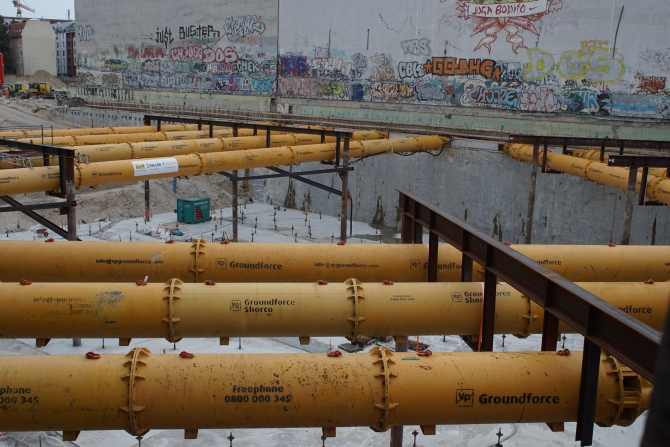 Tacheles_6_18_011.jpg